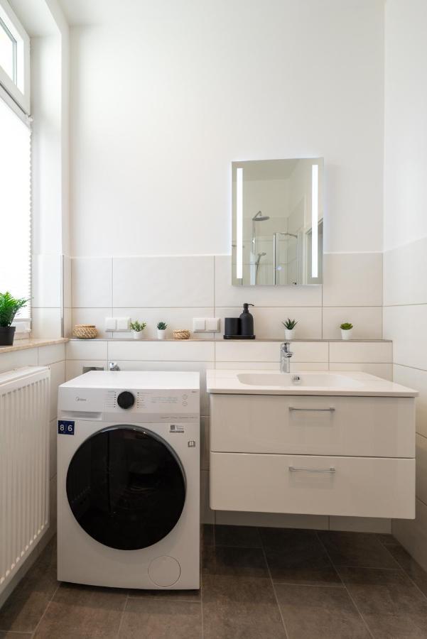 Maremar - Design Apartment - Luxus Boxspringbett - Zentral - Kueche - Arbeitsplatz - Highspeed Wlan Γκέρα Εξωτερικό φωτογραφία